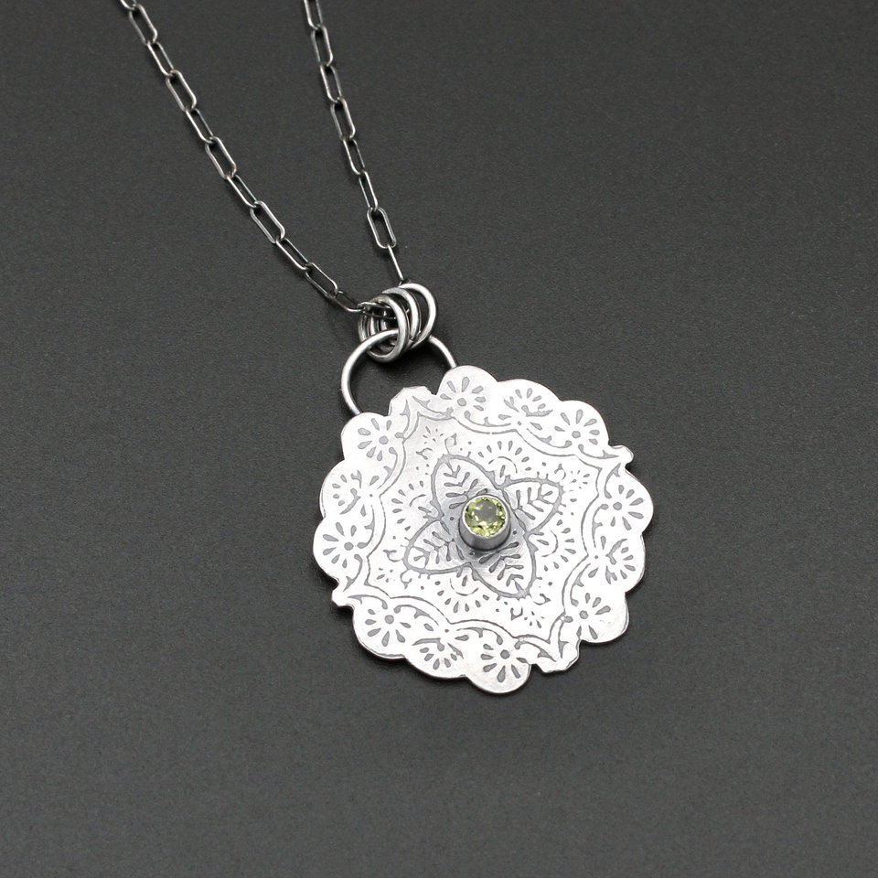 Sterling Silver Pattern Necklace with Peridot