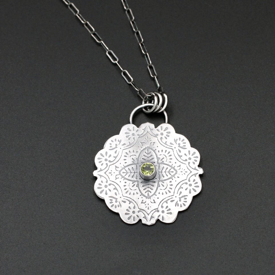 Sterling Silver Pattern Necklace with Peridot